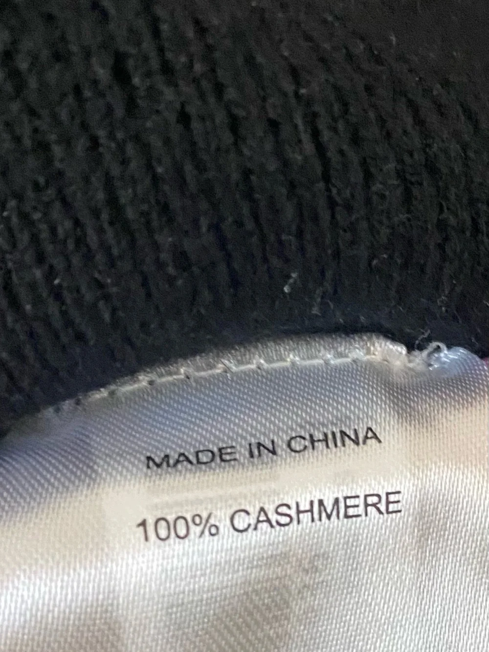 Quince Black V-Neck 100% Cashmere Women's Sweater Quiet Luxury Old Money